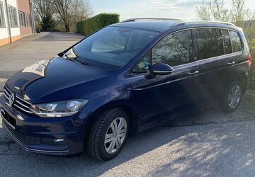 VW Touran 150.000 km 13.500 &euro; Lindlar 51789