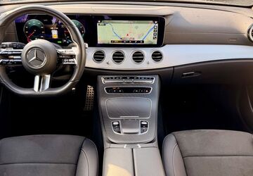 Mercedes-Benz E 300 154.000 km 26.400 &euro; Mainz 55129