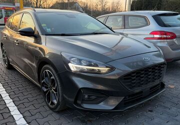 Ford Focus 99.968 km 14.490 &euro; Mainz 55128