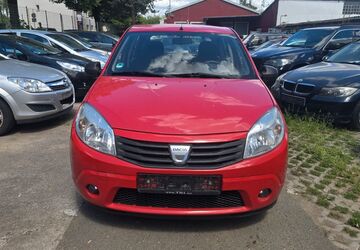 Dacia Sandero 147.000 km 1.999 &euro; Wiesbaden 65203