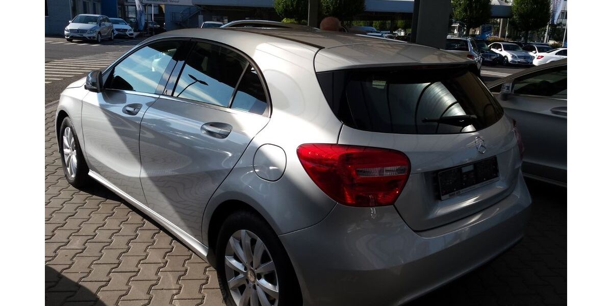 Mercedes-Benz A 180 81.500 km 12.500 &euro; Mainz-Kastel 55252