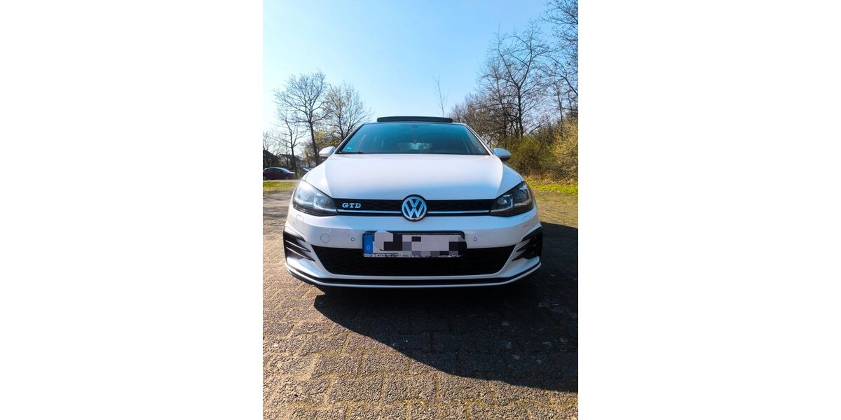 VW Golf 144.000 km 20.200 &euro; Russelsheim 65428