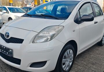 Toyota Yaris 100.000 km 4.900 &euro; Wiesbaden 65187
