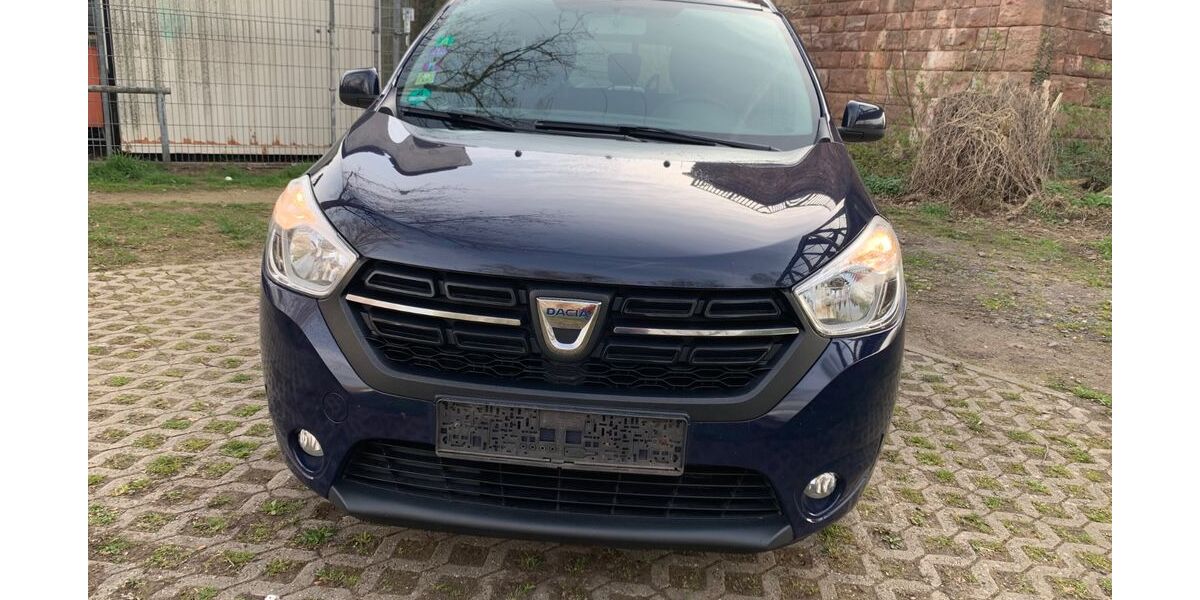 Dacia Lodgy 223.052 km 4.999 &euro; Mainz-Kastel 55252