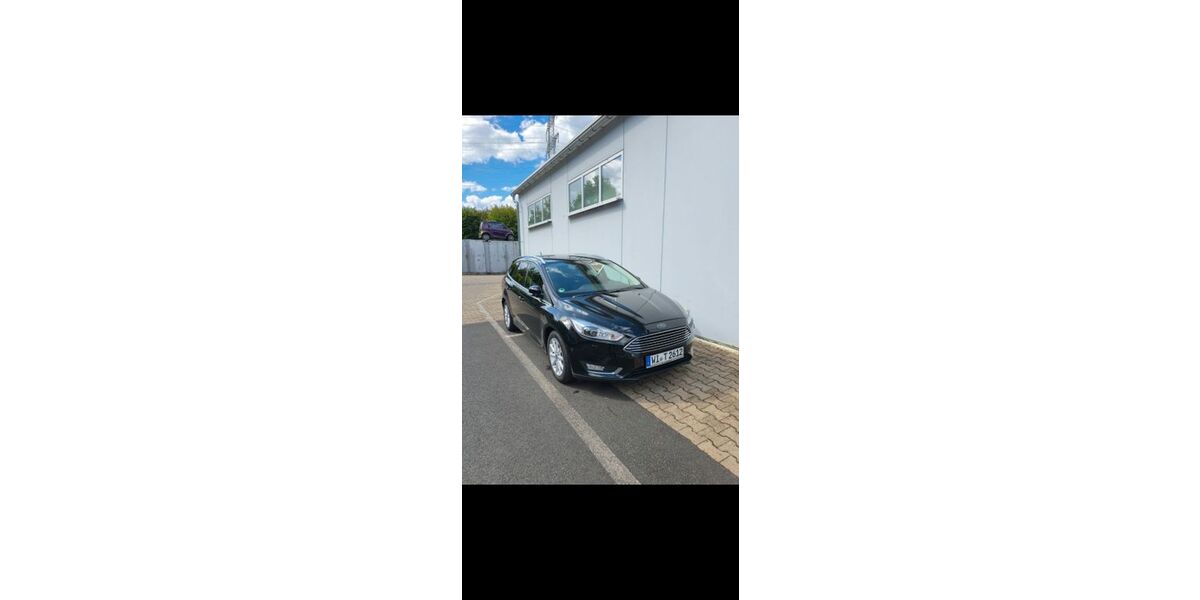 Ford Focus 97.000 km 8.400 &euro; Wiesbaden 65207