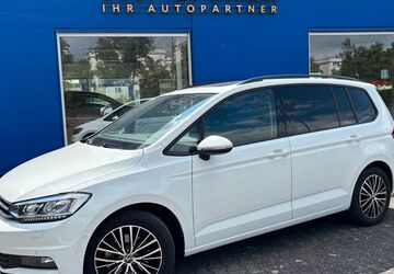 VW Touran 31.700 km 32.580 &euro; Rüsselsheim am Main 65428
