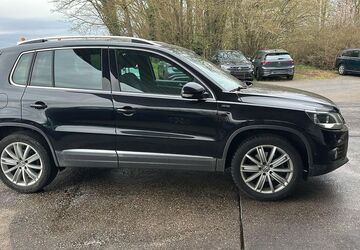 VW Tiguan 49.230 km 14.500 &euro; Rüsselsheim 65428
