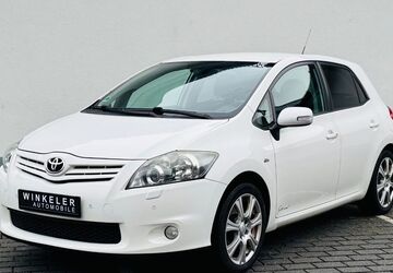 Toyota Auris 229.980 km 4.890 &euro; Oestrich-Winkel 65375