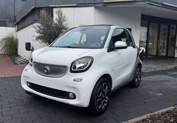Smart forTwo 41.500 km 7.999 &euro; Wiesbaden 65197