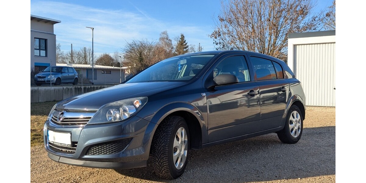 Opel Astra 132.000 km 4.900 &euro; Wiesbaden 65183