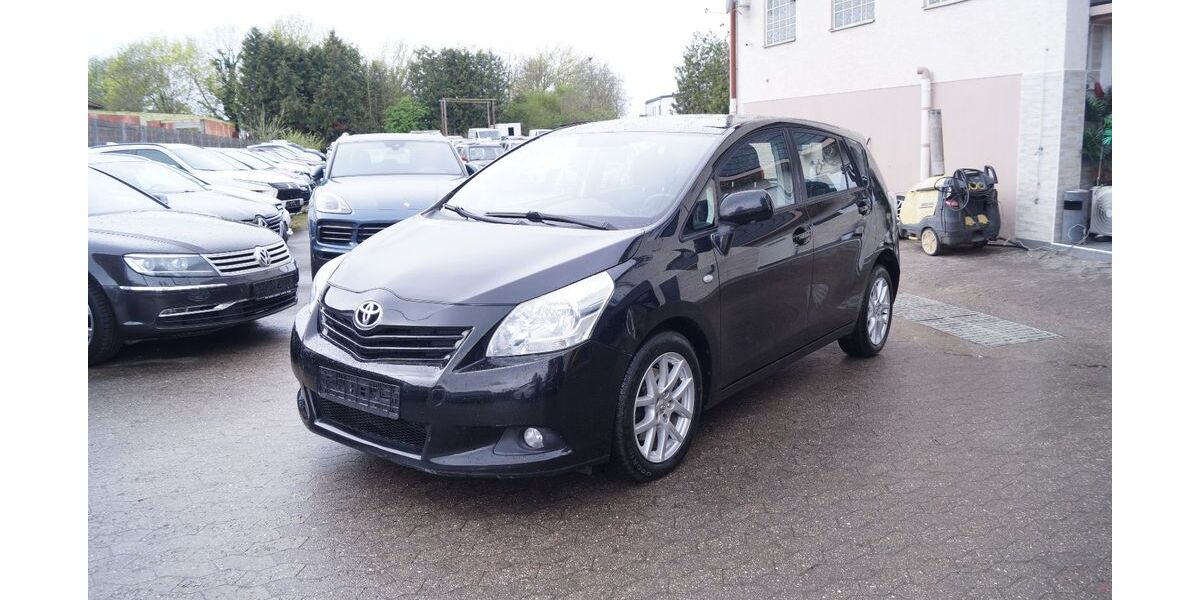 Toyota Verso 284.240 km 3.990 &euro; Ingelheim 55218