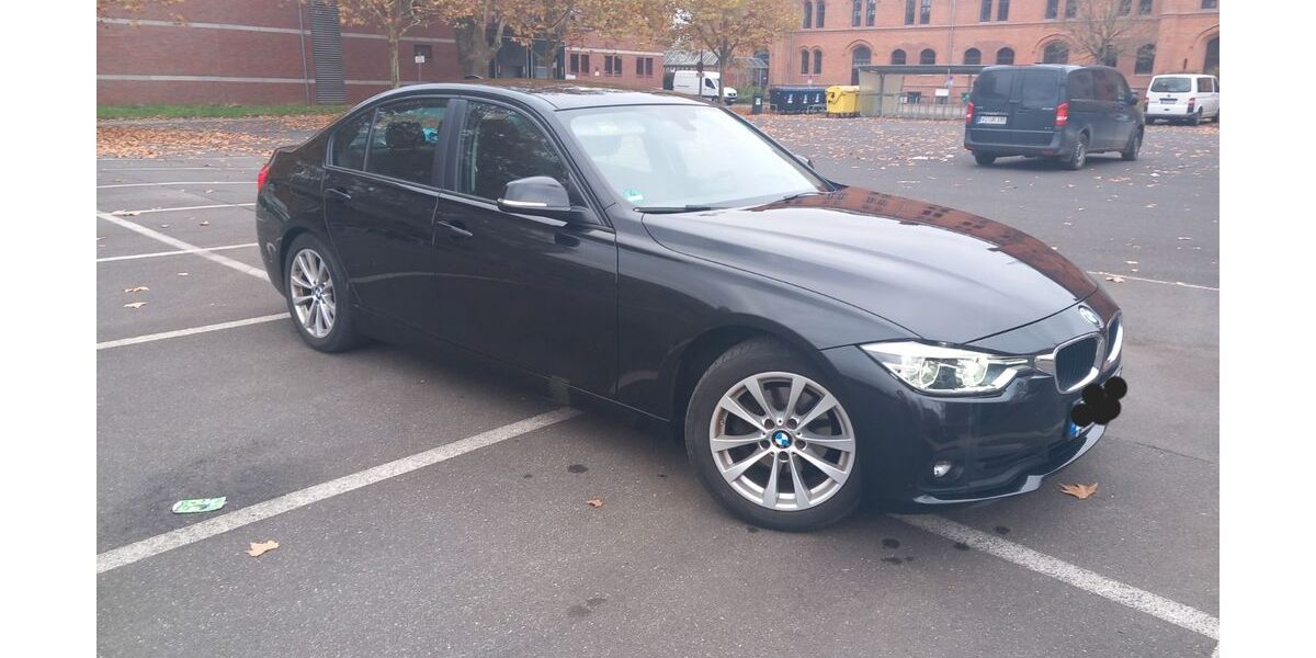 BMW 318 210.000 km 12.600 &euro; Wiesbaden 65203