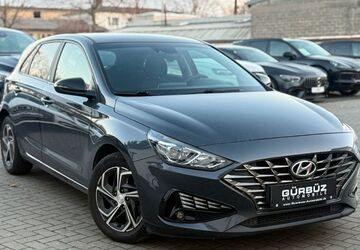 Hyundai i30 53.000 km 16.500 &euro; Wiesbaden 65201