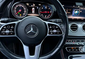 Mercedes-Benz E 220 236.389 km 17.000 &euro; Hochheim 65239