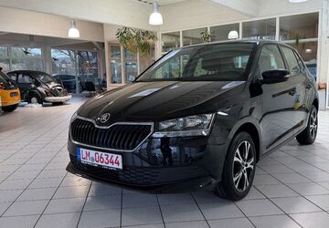 Skoda Fabia 32.000 km 9.999 &euro; Selters 65618