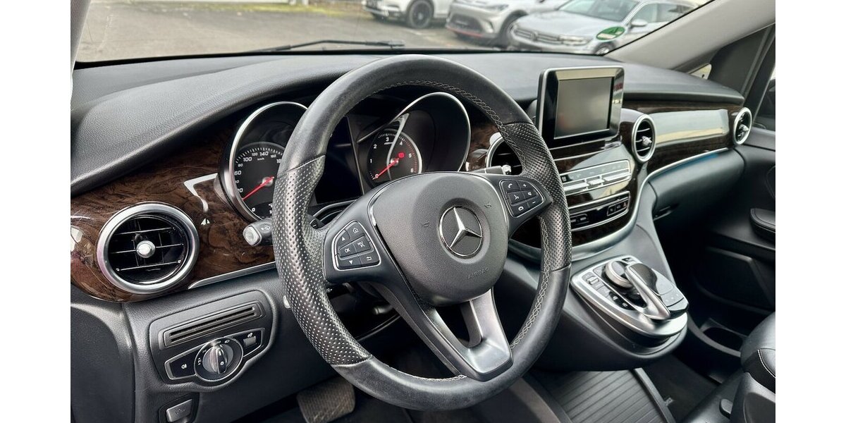 Mercedes-Benz V 250 CDIBTd AVANTGARDE extralang Schwenksitz 65.837 km 39.500 &euro; Mainz 55122