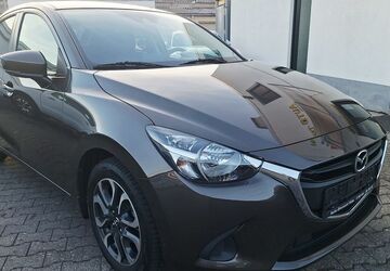Mazda 2 77.000 km 9.999 &euro; Mainz-Kostheim 55246