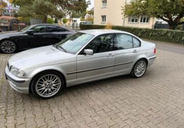 BMW 323 179.000 km 4.400 &euro; Wörrstadt 55286