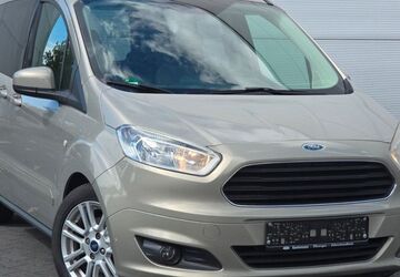 Ford Tourneo Courier 72.222 km 8.900 &euro; Wiesbaden 65201