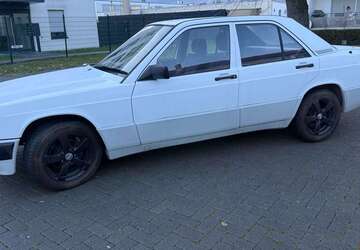 Mercedes-Benz 190 76.000 km 9.999 &euro; Hochheim am Main 65239