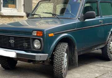 Lada Niva 84.000 km 3.300 &euro; Dexheim 55278
