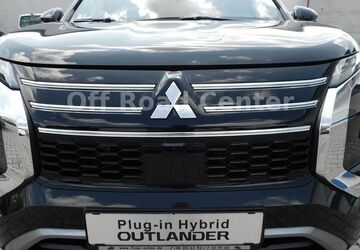 Mitsubishi Outlander 11.100 km 44.300 &euro; Groß-Gerau OT Berkach 64521