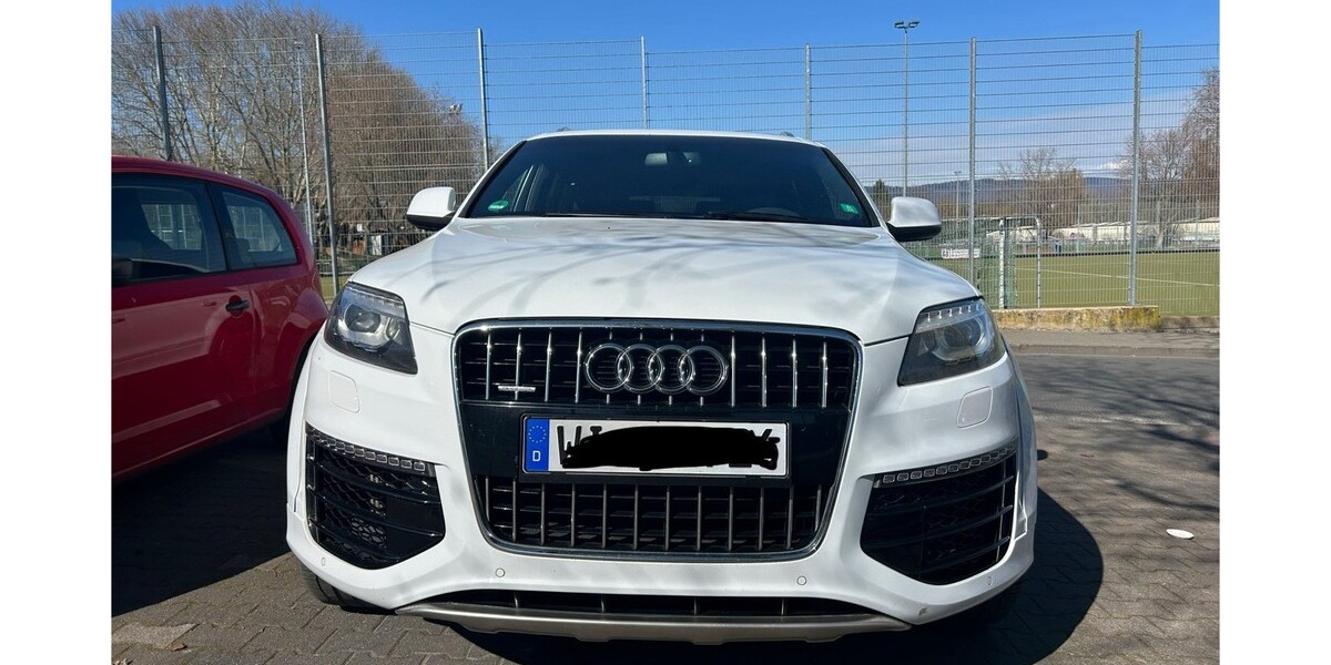 Audi Q 7 186.000 km 22.900 &euro; Wiesbaden 65183