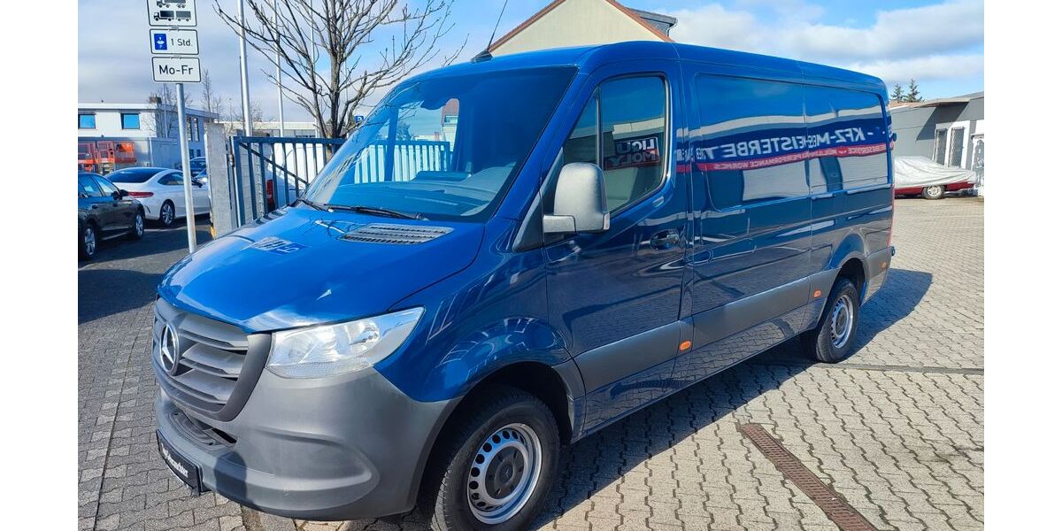 Mercedes-Benz Sprinter 179.900 km 24.800 &euro; Rüsselsheim 65428