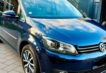 VW Touran 179.000 km 9.150 &euro; Liederbach am Taunus 65835