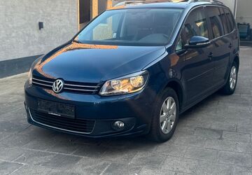 VW Touran 130.000 km 9.290 &euro; Ockenheim 55437