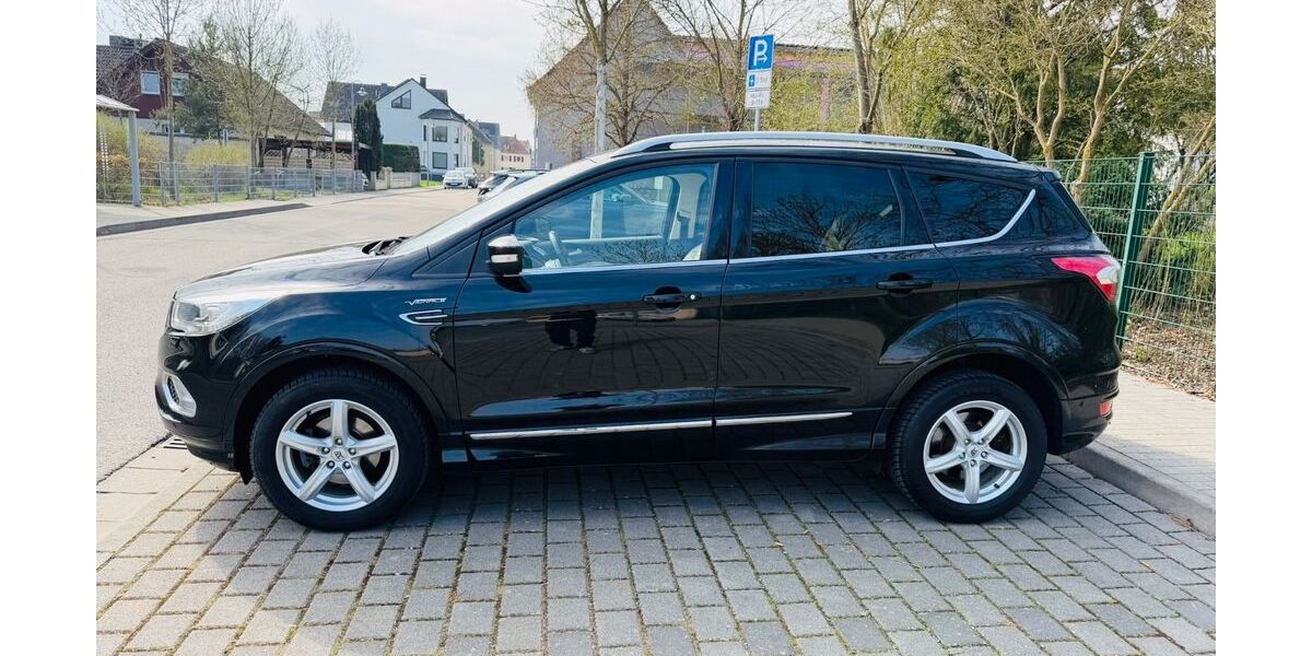 Ford Kuga 144.000 km 14.990 &euro; Ingelheim 55218