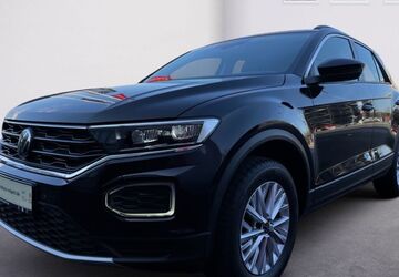 VW T-Roc 29.596 km 21.640 &euro; Bad Soden 65812