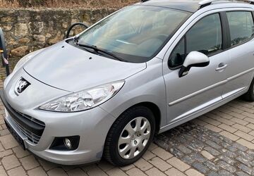 Peugeot 207 113.000 km 3.000 &euro; Mainz 55116