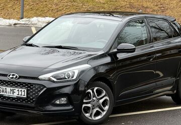 Hyundai i20 57.542 km 12.900 &euro; Bad Schwalbach 65307