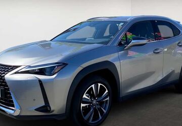 Lexus UX 11.226 km 28.490 &euro; Eschborn 65760