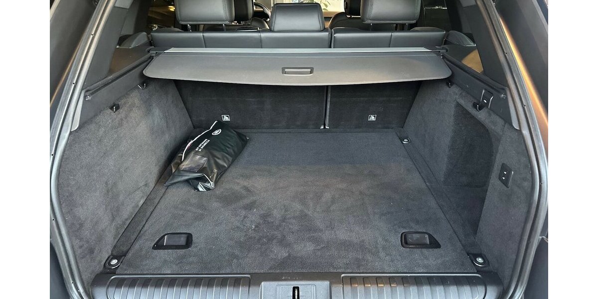 Land Rover Range Rover Sport 3.0 SDV6 HSE Dynamic |PANO|SPUR| 229.907 km 24.999 &euro; Mainz-Kostheim 55246