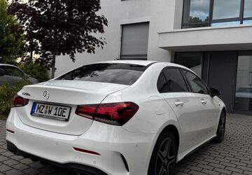 Mercedes-Benz A 250 104.000 km 24.200 &euro; Hattersheim am Main 65795