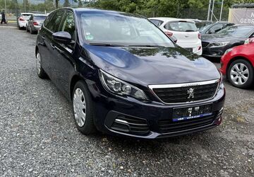Peugeot 308 105.000 km 7.999 &euro; Wiesbaden 65197
