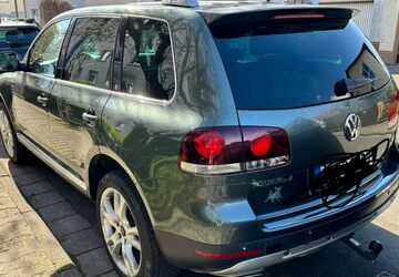 VW Touareg 206.000 km 3.600 &euro; Wiesbaden 65205