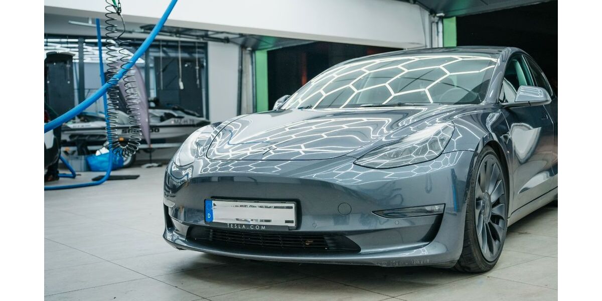 Tesla Model 3 46.500 km 33.100 &euro; Wiesbaden 65205