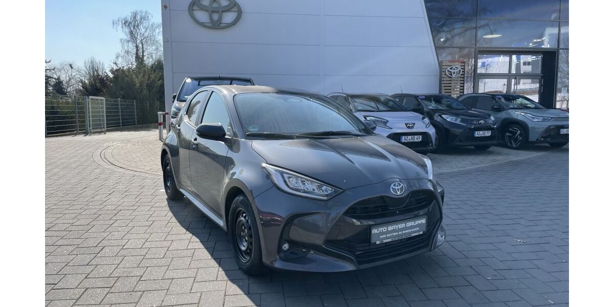 Toyota Yaris 14.700 km 26.790 &euro; Wiesbaden 65203