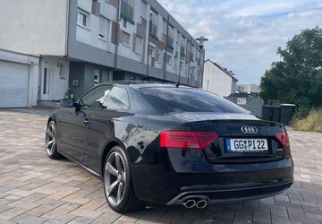 Audi A5 168.000 km 15.900 &euro; Kelsterbach 65451