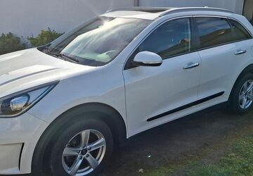 Kia Niro 79.555 km 15.200 &euro; Büttelborn 64572