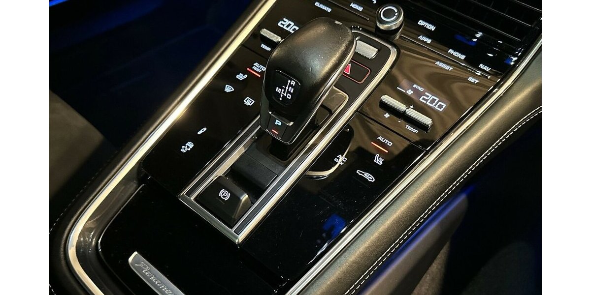 Porsche Panamera GTS |Sport-Design|Chrono|S.AGA|HA-Lenkung 61.091 km 87.999 &euro; Mainz-Kostheim 55246