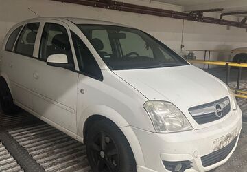 Opel Meriva 216.000 km 550 &euro; Hochheim 65239