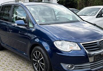 VW Touran 178.000 km 2.990 &euro; Wiesbaden 65199