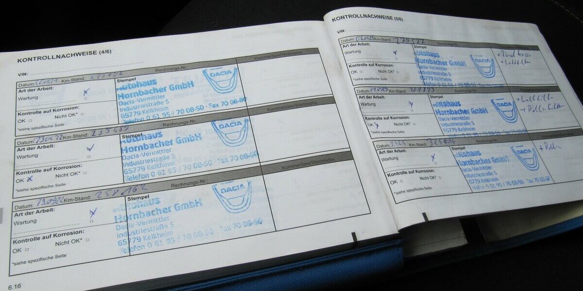 Dacia Sandero Laureate Klimaanlage+ Insp.+ TÜV 09.2027 389.885 km 2.845 &euro; Schwalbach/Taunus 65824