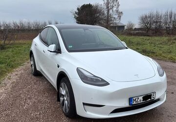 Tesla Model Y 71.000 km 31.000 &euro; Mainz 55127