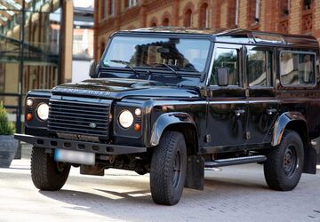 Land Rover Defender 130.800 km 38.400 &euro; Wiesbaden 65183