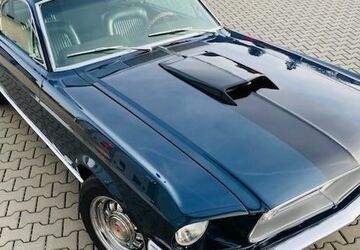 Ford Mustang 34.000 km 109.000 &euro; Hofheim 65719